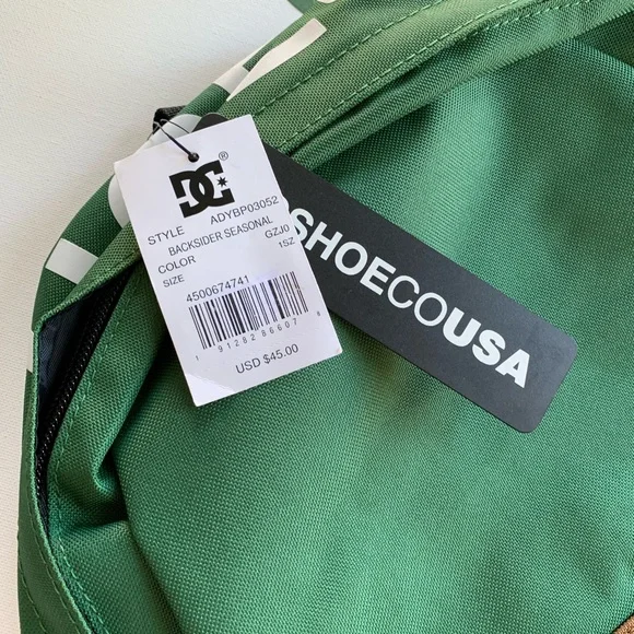 ▪️DC Backsider Seasonal Backpack▪️ - Picture 10 of 10
